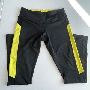 black & yellow sz M pants